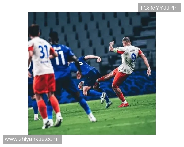 足球明星踢人事件背后的真相与运动员道德责任探讨